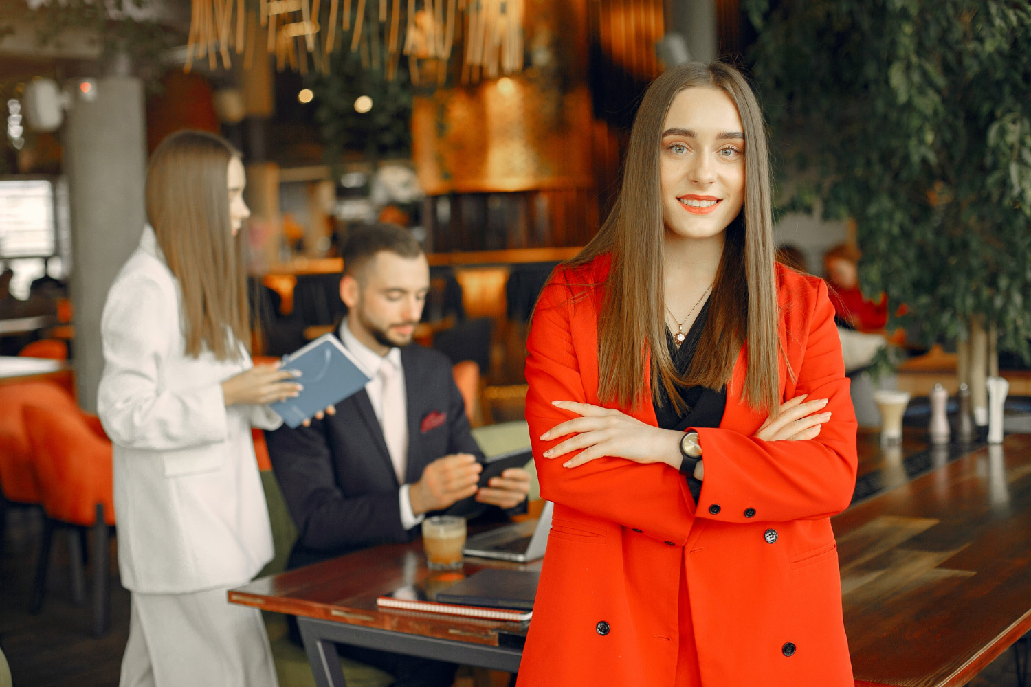 Маркетинг ресторану в Україні 2026: Instagram з aesthetic food photography, Google Business Profile, delivery platforms Glovo і Bolt Food, loyalty programs, influencer partnerships